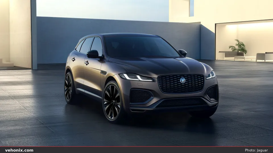 2026 Jaguar F-Pace P400 in metallic bronze, front three-quarter exterior