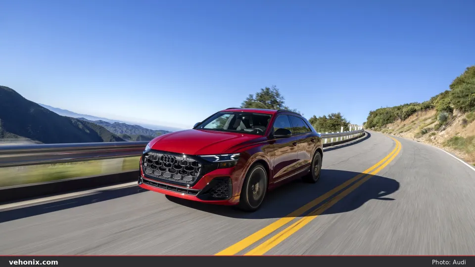 2026 Audi SQ8, exterior view