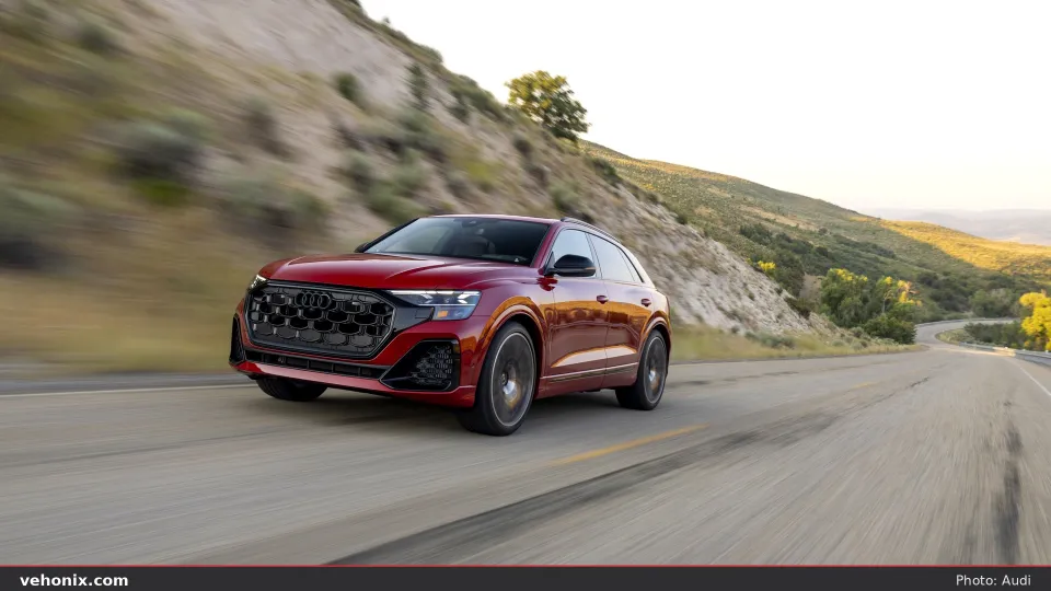 2026 Audi SQ8, exterior view