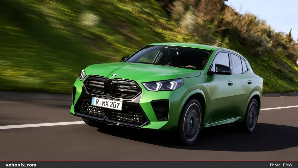 2026 BMW X2 M35i xDrive in green, on-location view
