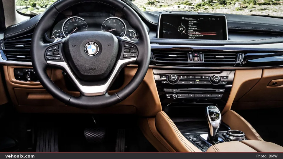 2026 BMW X6 xDrive40i interior