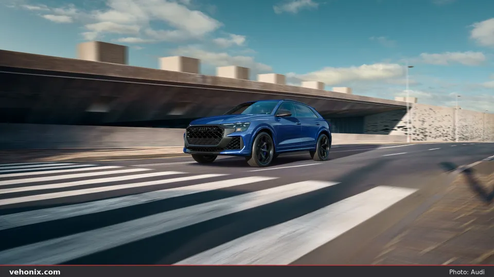2026 Audi RS Q8, exterior view
