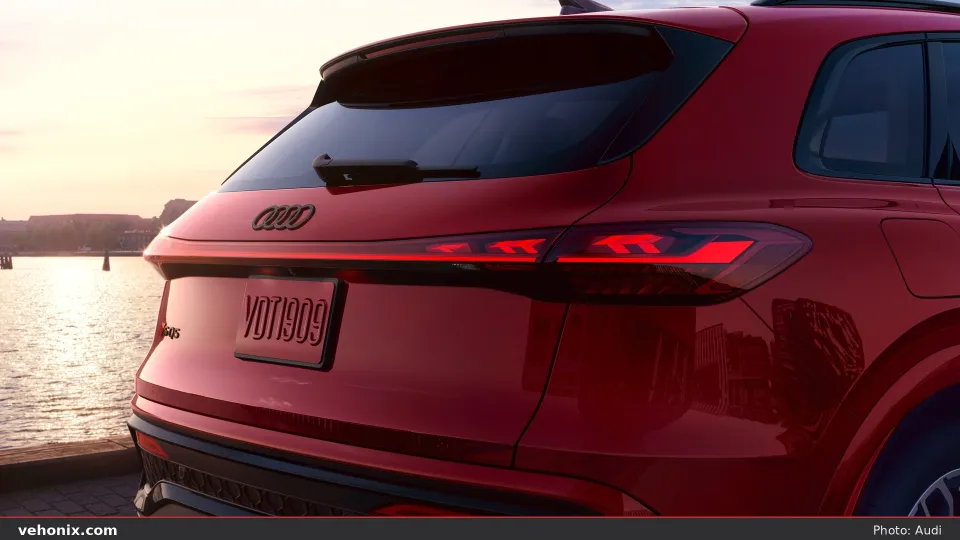 2026 Audi SQ5, rear exterior view