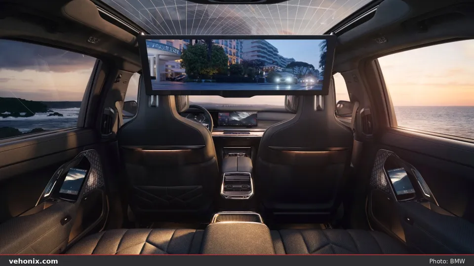 2026 BMW i7 M70 xDrive interior