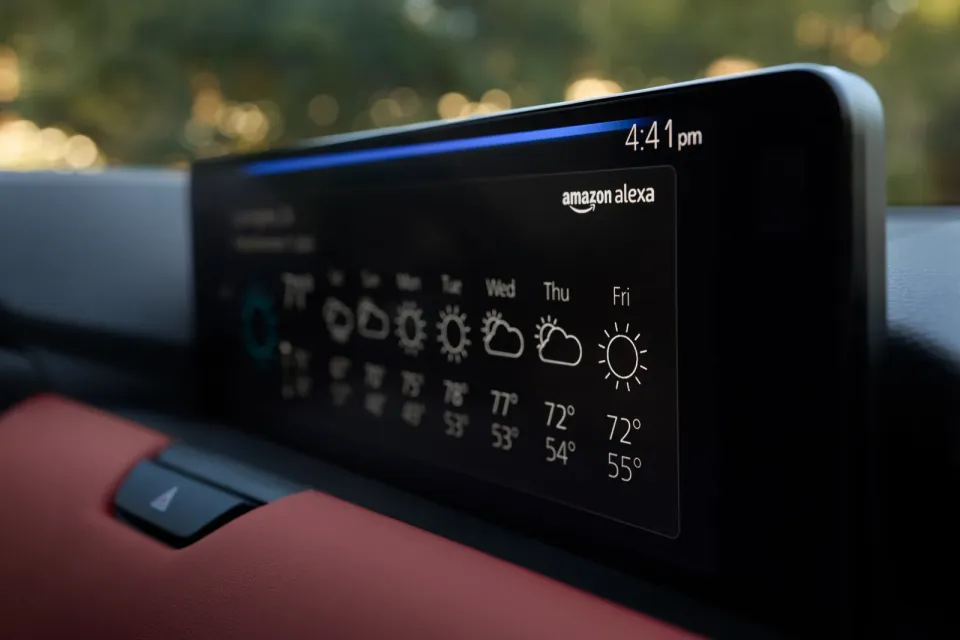 2026 Mazda CX-70 centre touchscreen