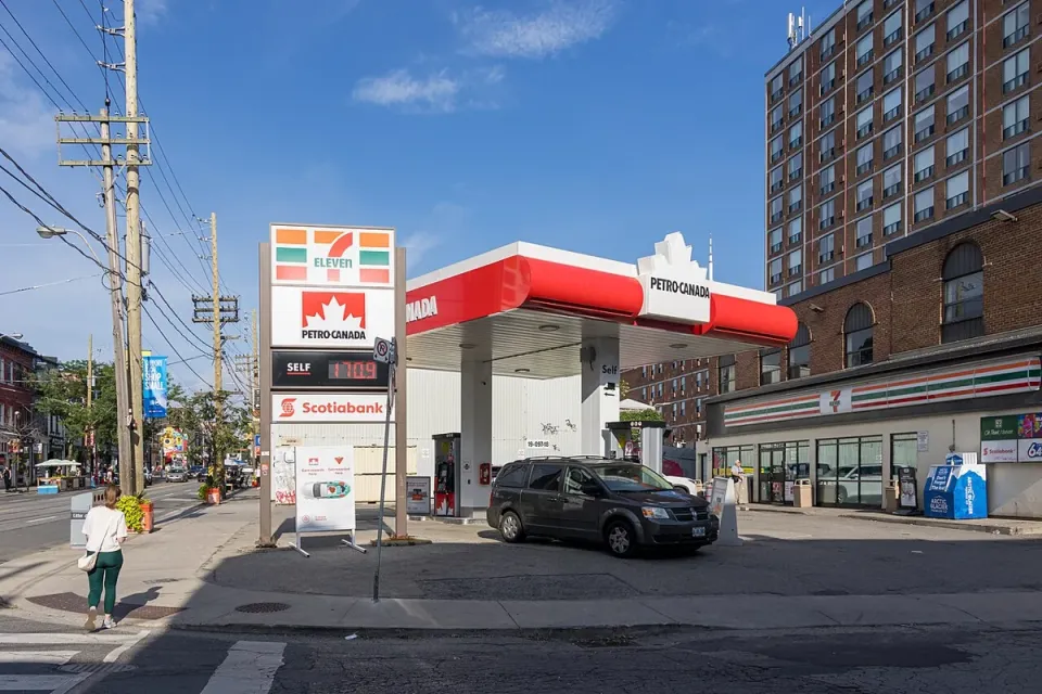 How to Lower Your Fuel Consumption in Canada